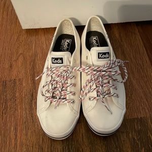 Keds Kickstart Canvas lace up - Sixe 6.5